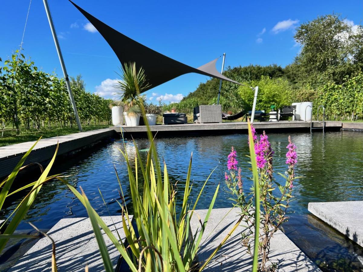 Life Contains Beautiful Things Almere Exterior foto